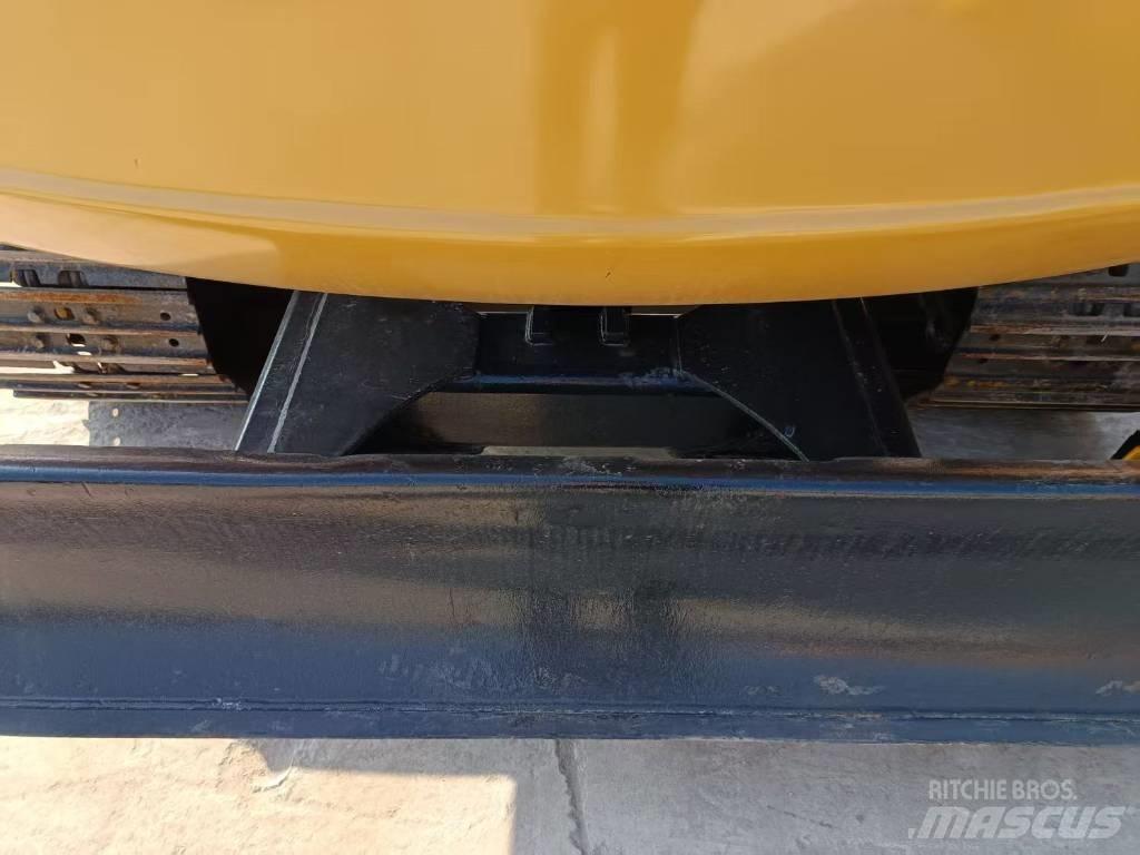 CAT CAT305.5E2 Mini pelle < 7t