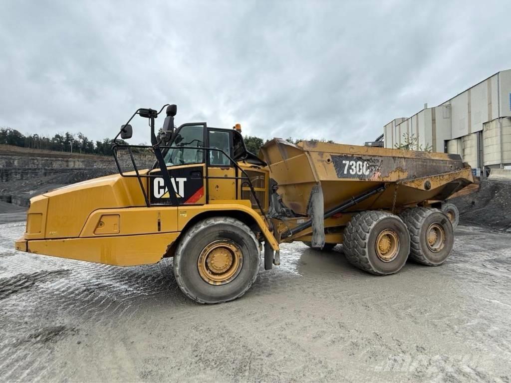 CAT 730C Tombereau articulé