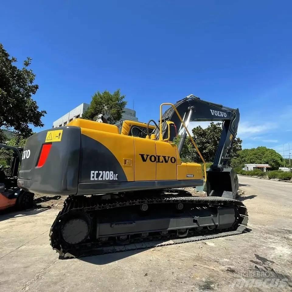 Volvo EC210B Pelle sur chenilles