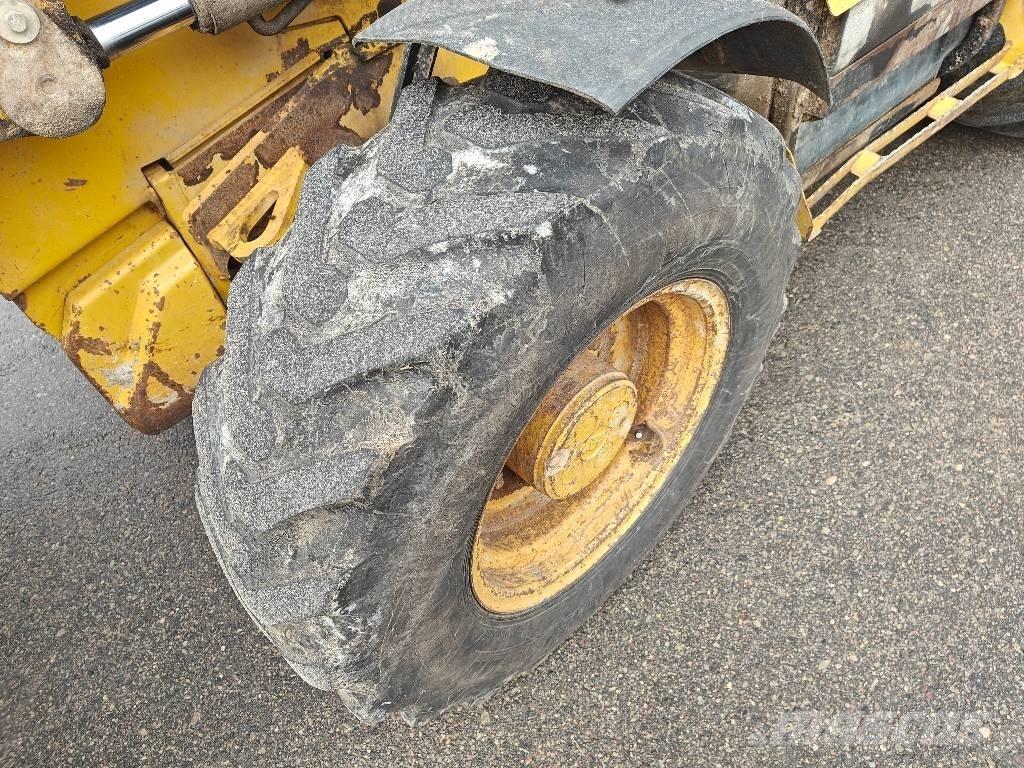 CAT 428 F Tractopelle