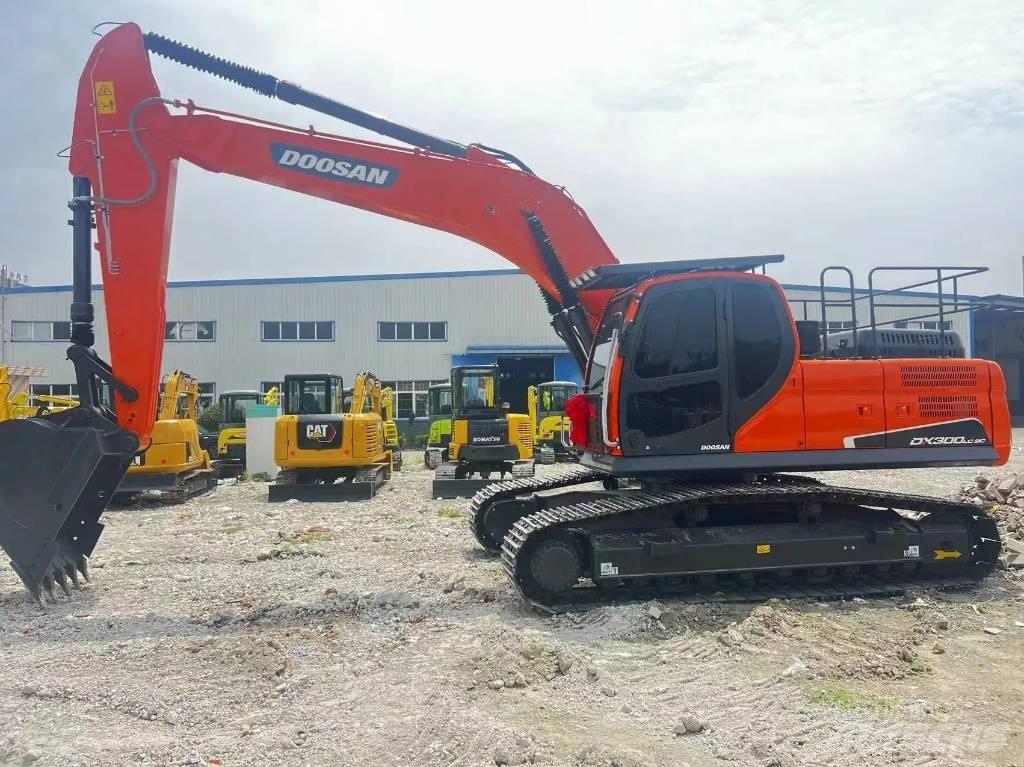 Doosan DX 300 LC Mini pelle < 7t
