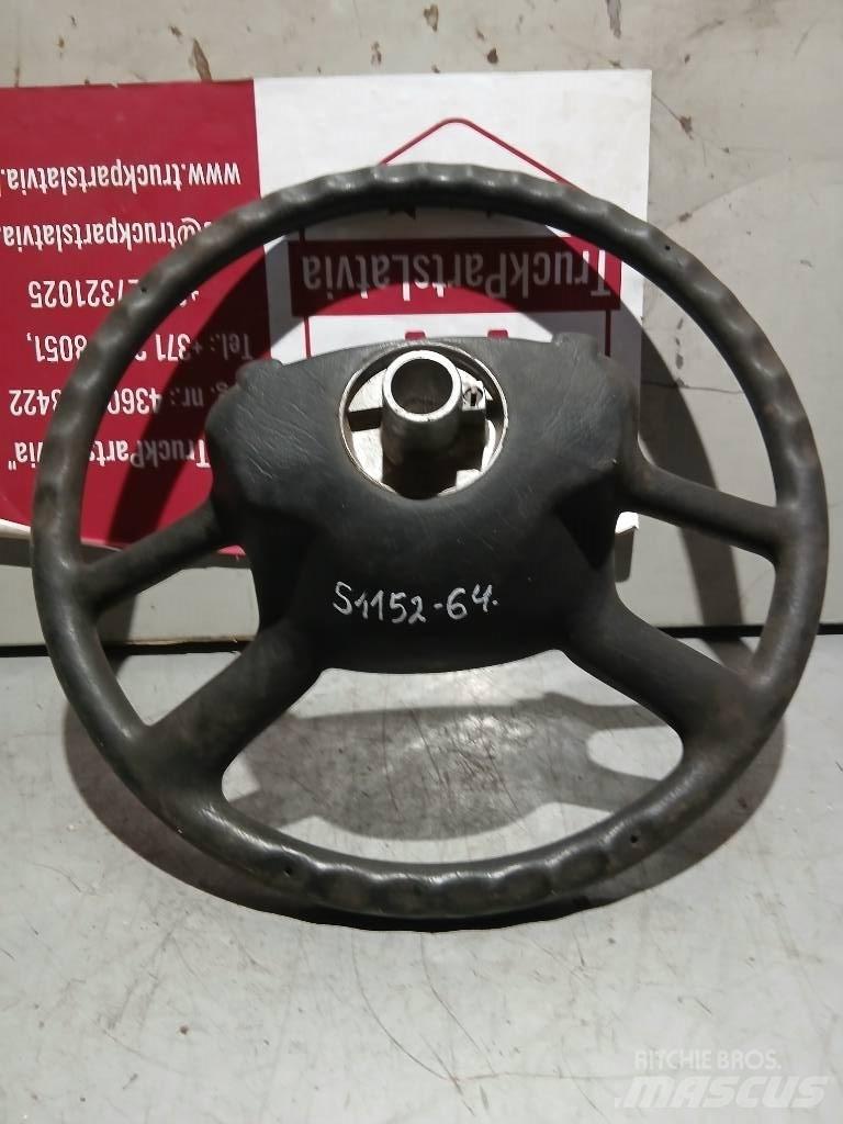 Scania R 440    1327026 Cabines