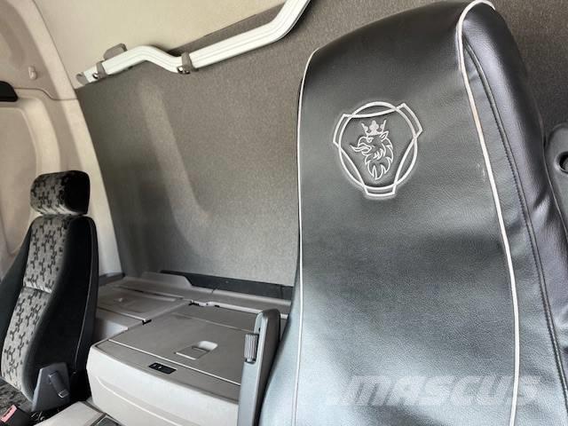 Scania P 280 Camion à rideaux coulissants (PLSC)