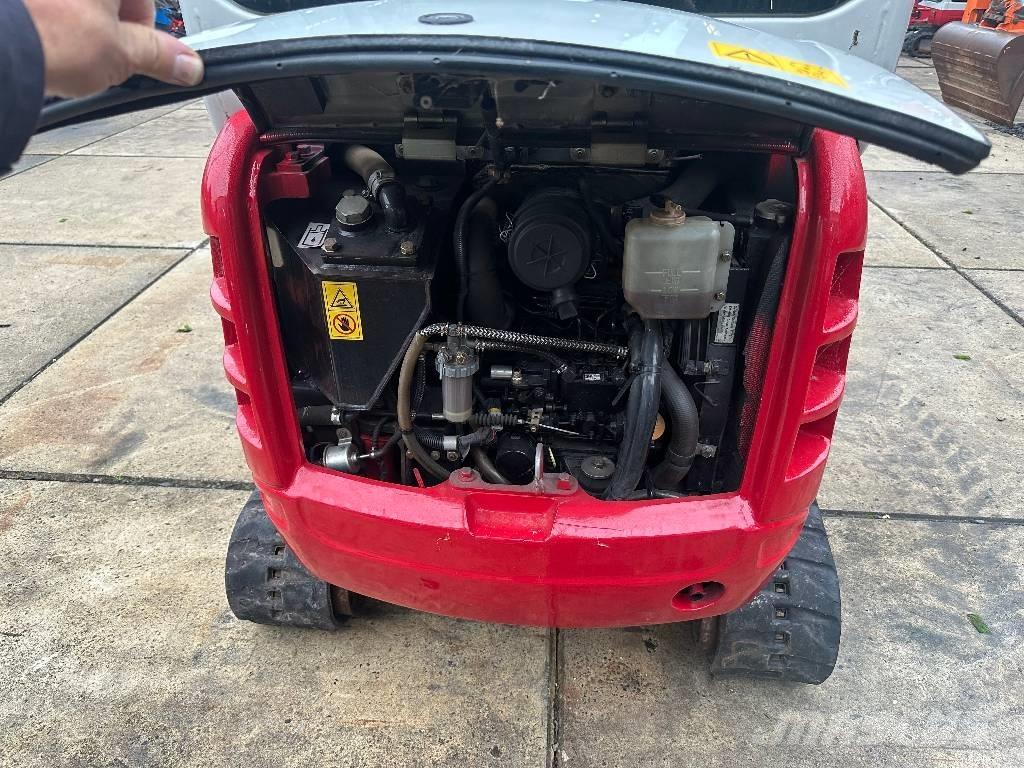 Takeuchi TB 216 Mini pelle < 7t