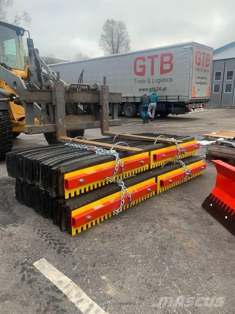  BERGMA VÄGSLADD Niveleuse, lame