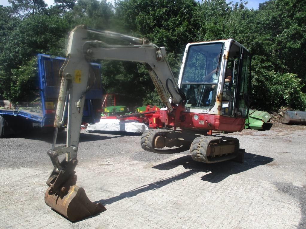Takeuchi TB 228 Mini pelle < 7t