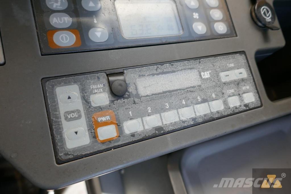 CAT 335F LCR Pelle sur chenilles