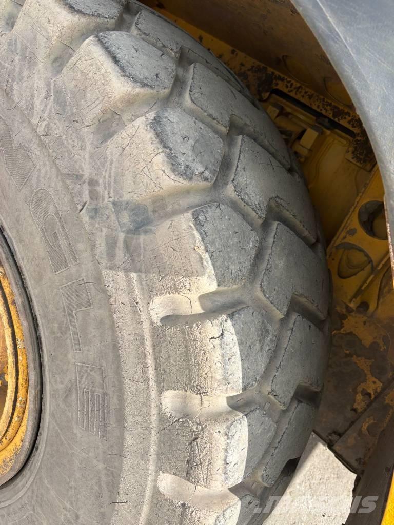 Bell B 30 E Tombereau articulé