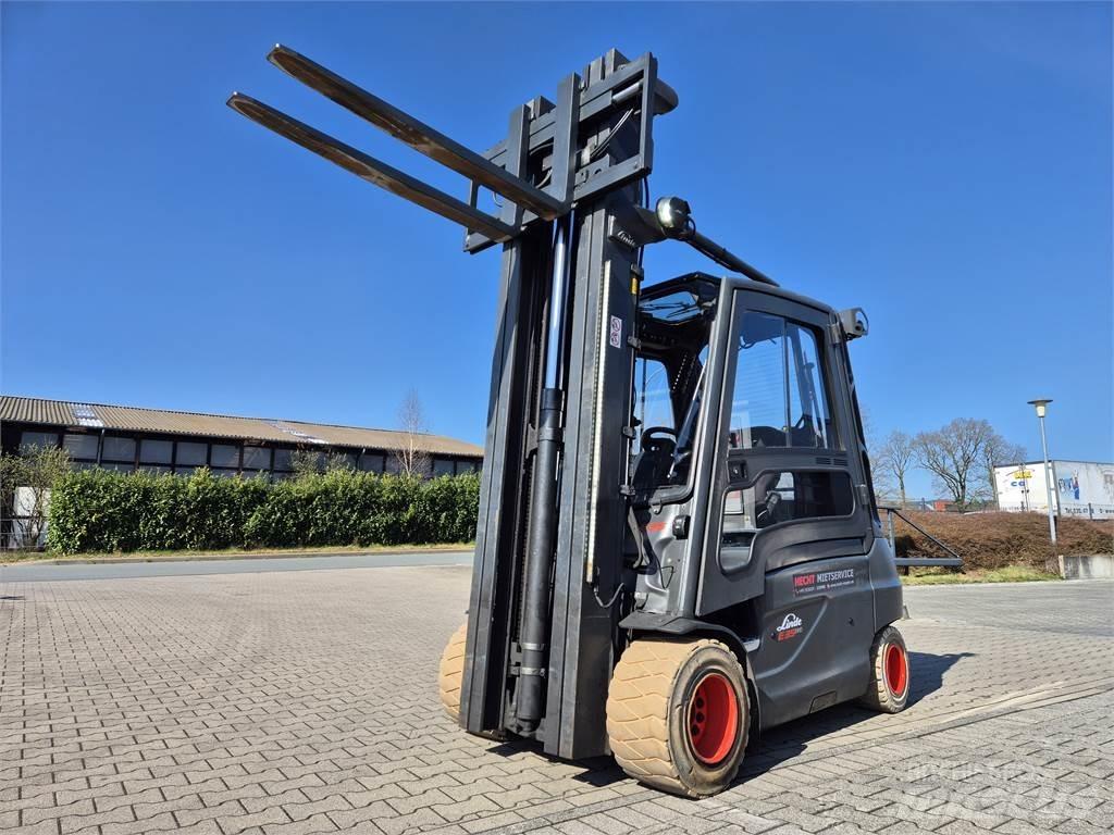 Linde E35L Chariots élévateurs électriques