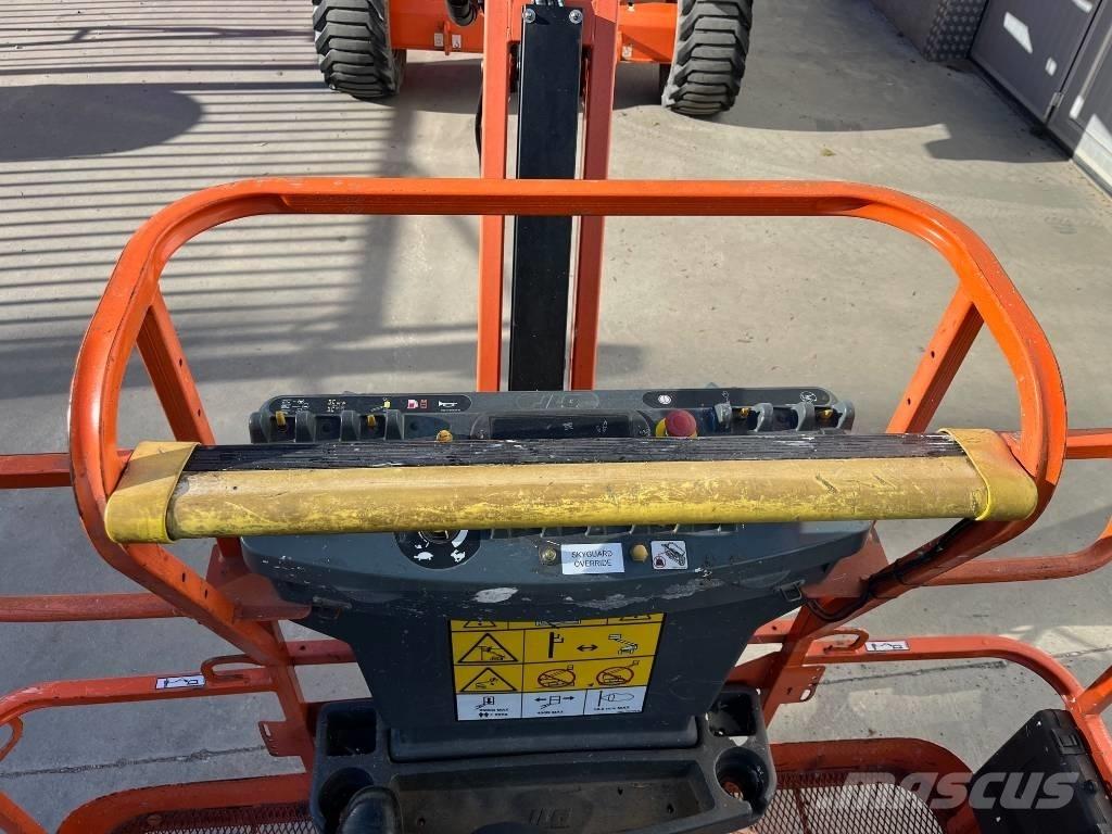 JLG 520 AJ Nacelles articulées