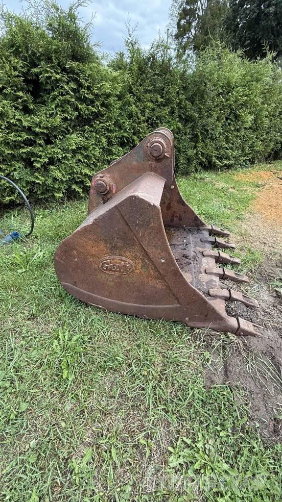 Doosan DX 225 Pelle sur chenilles
