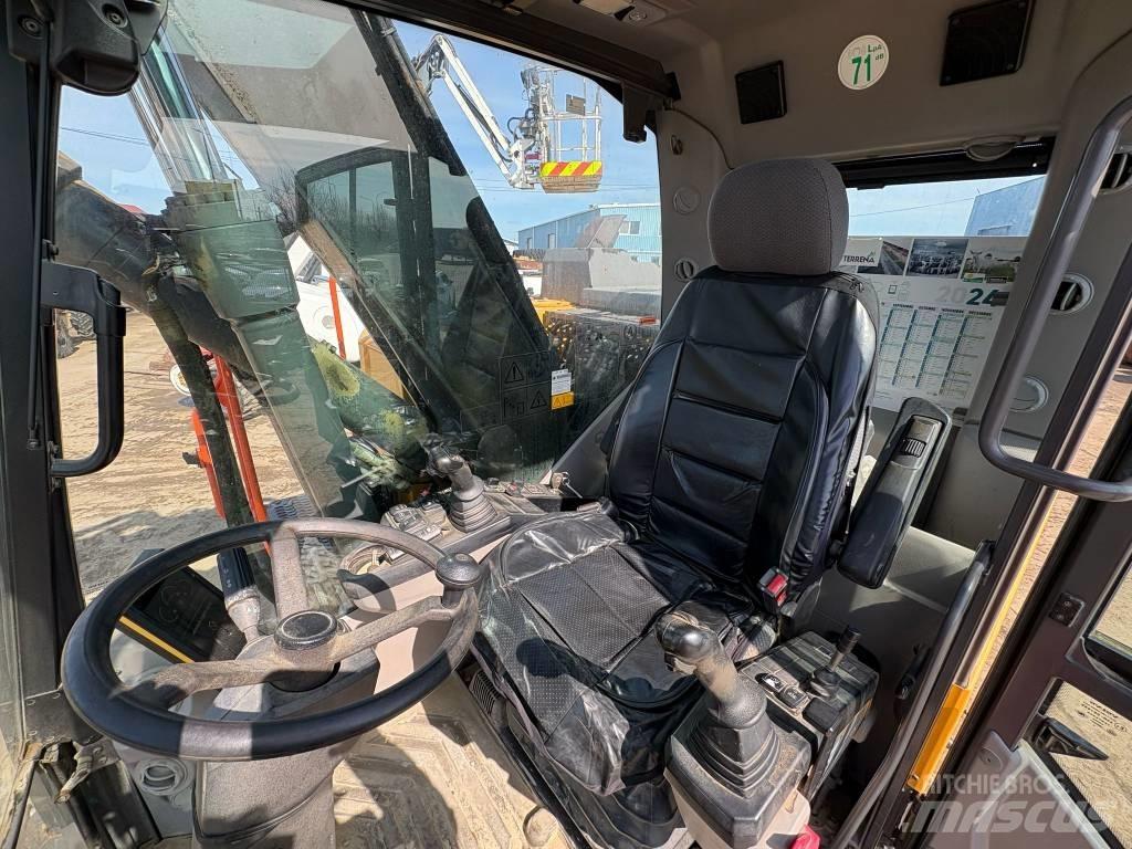 Volvo EW 150E Pelle sur pneus