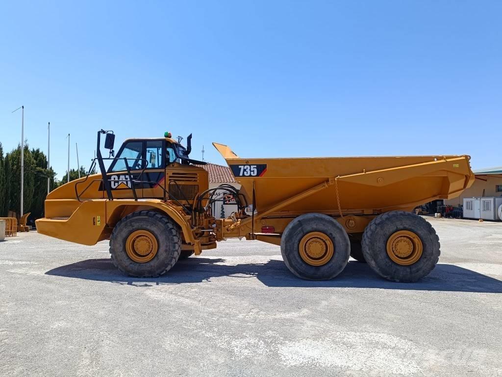 CAT 735 Tombereau articulé