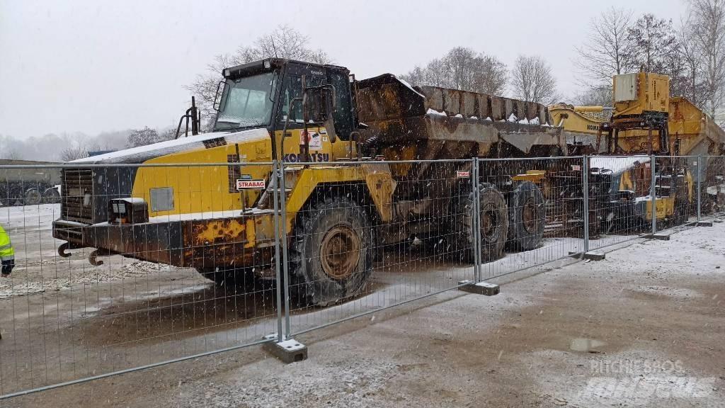 Komatsu HM 300-2 Tombereau articulé