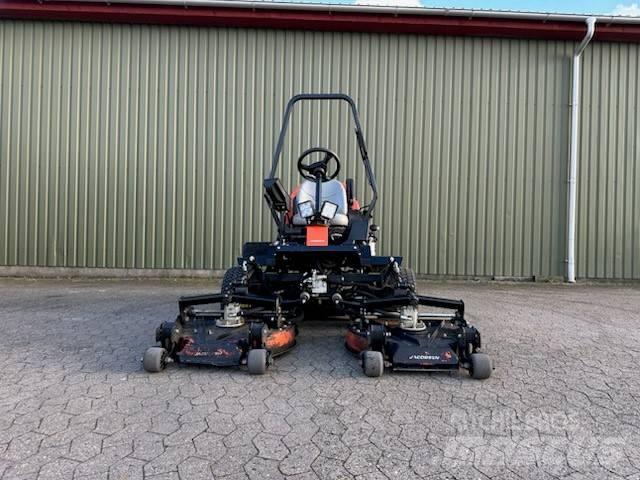 Jacobsen AR331 Tondeuses de roughs et semi-roughs