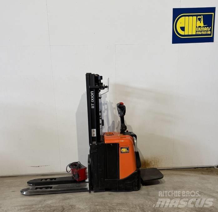 BT Truck SPE 125L Gerbeur accompagnant