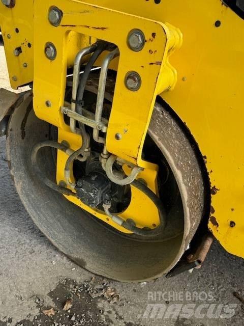 Bomag BW 120 AD-5 Rouleaux tandem