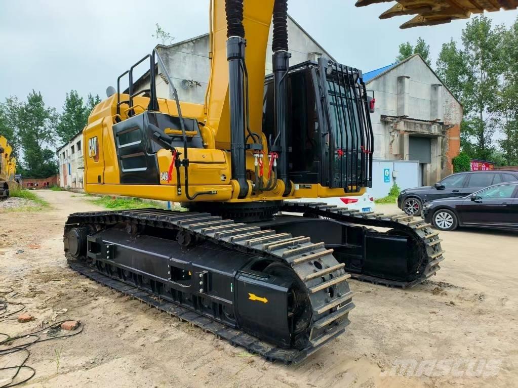 CAT 349 Pelle sur chenilles
