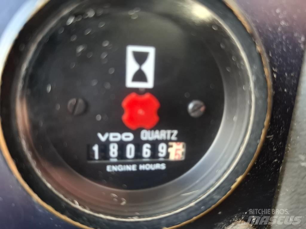 Volvo L70B Chargeuse sur pneus
