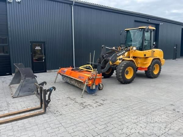 Volvo L 30 G Chargeuse sur pneus
