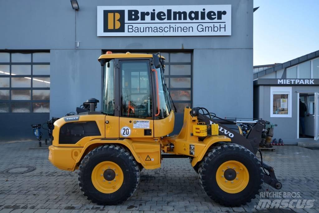 Volvo L 30 H Chargeuse sur pneus