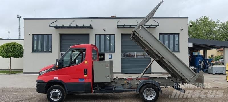 Iveco 35C13 - Tipper Camion benne