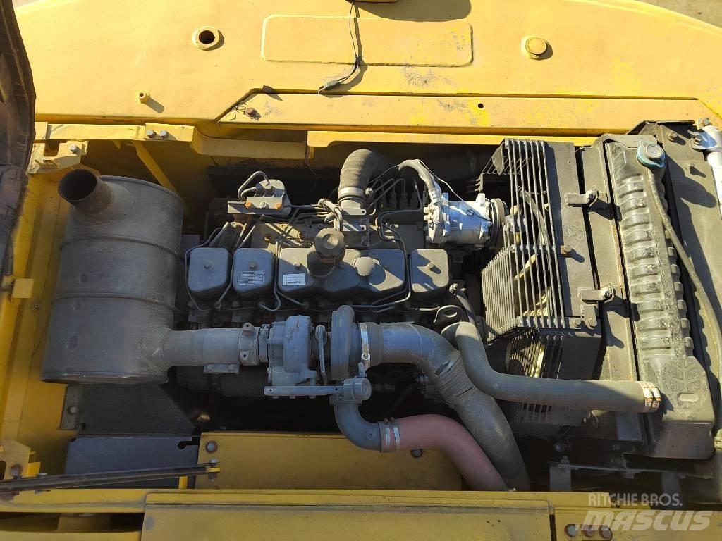 Komatsu PC220-7 Pelle sur chenilles