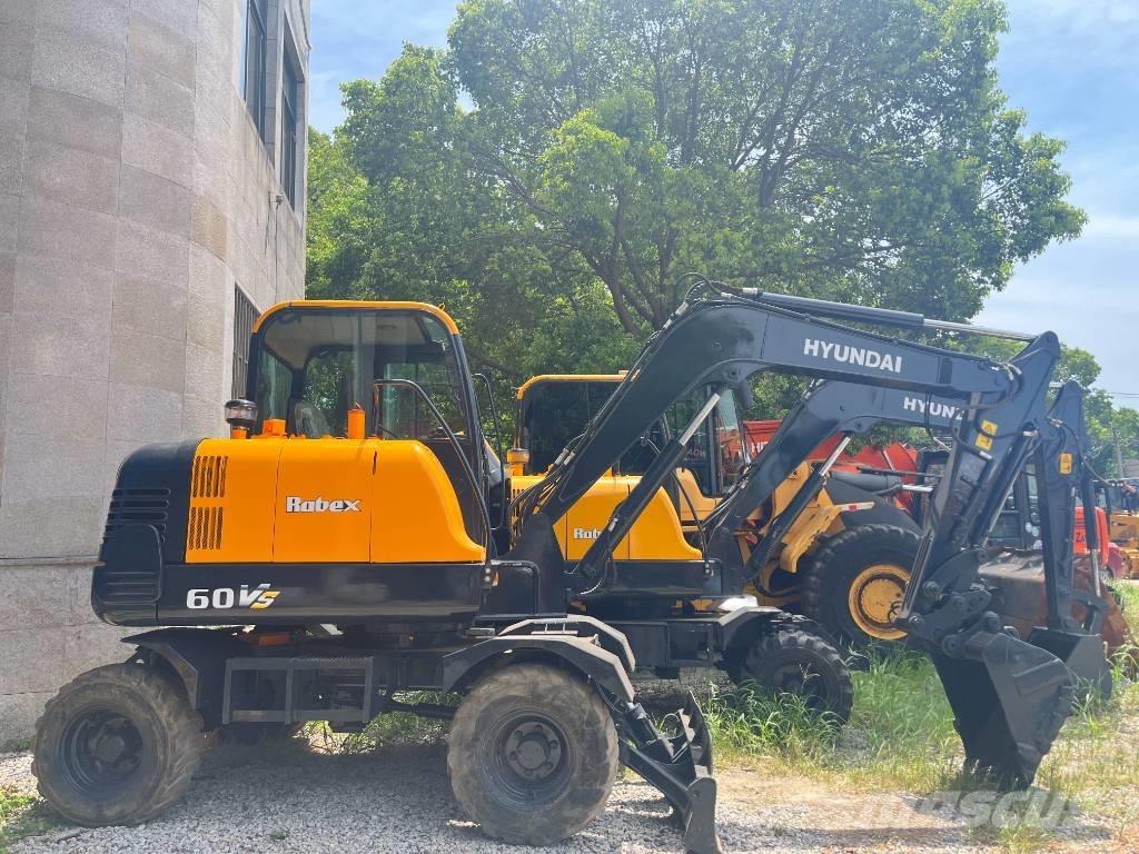 Hyundai Robex 60 VS Mini pelle < 7t