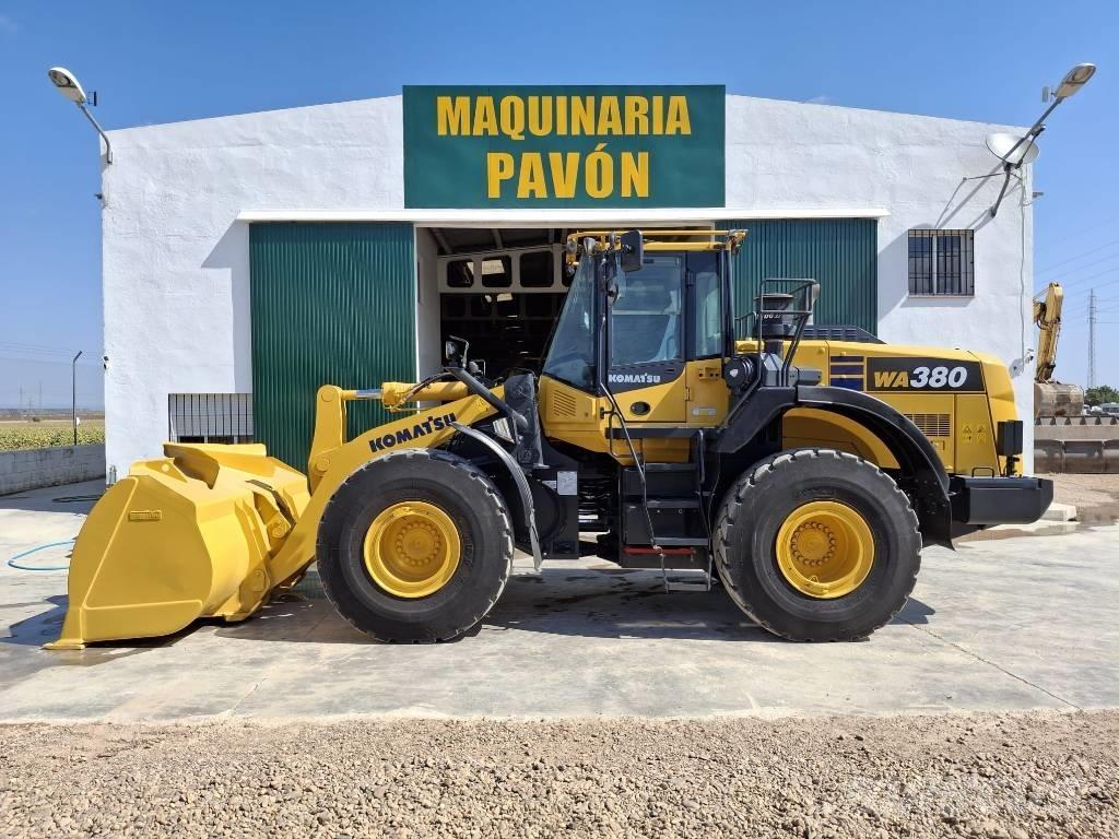 Komatsu WA 380-8 Mini chargeuse