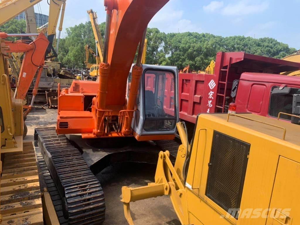 Hitachi EX 300 Pelle sur chenilles