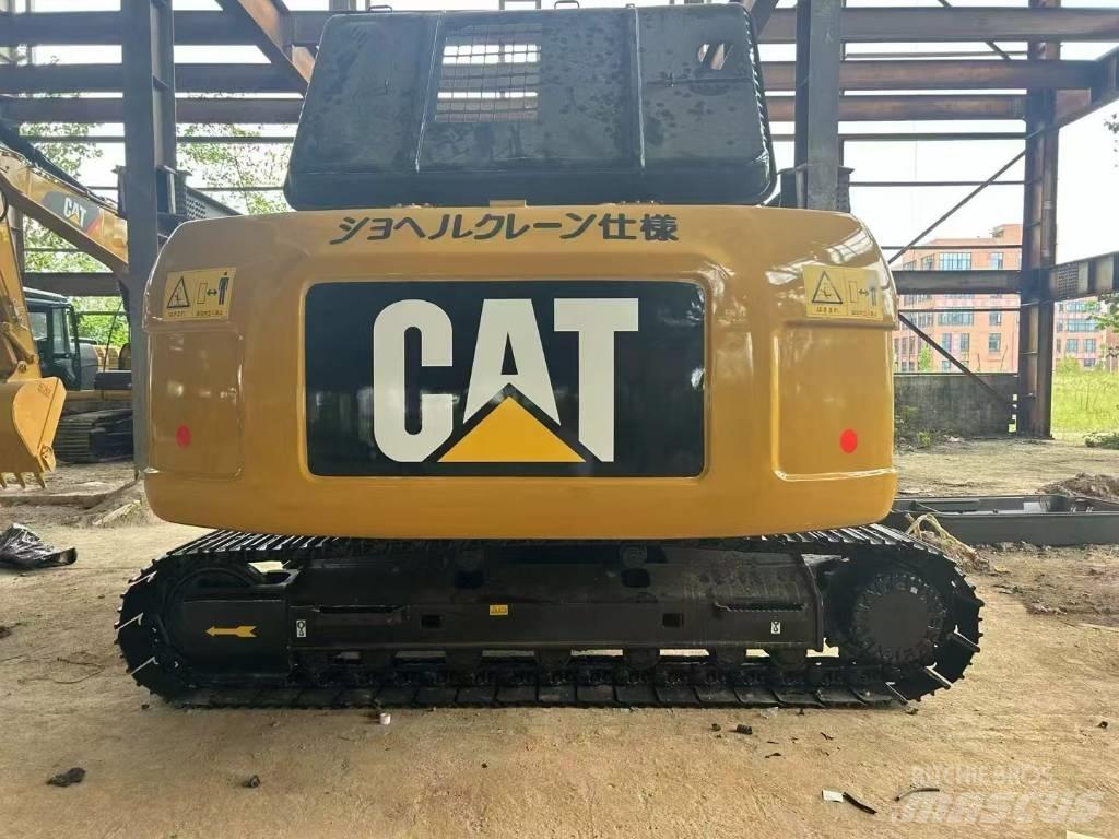 CAT 320 D2 Pelle sur chenilles