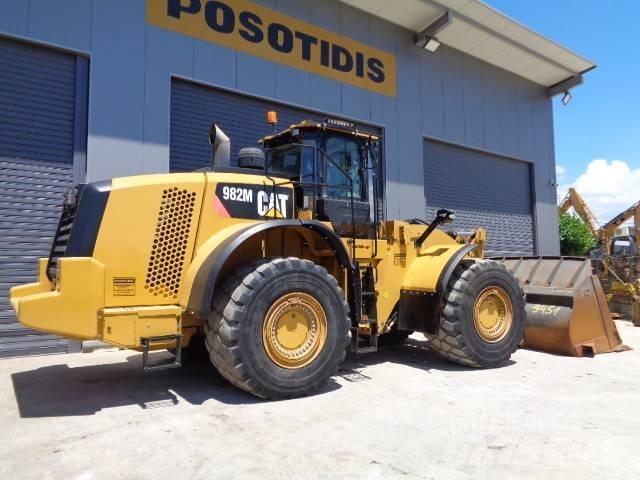CAT 982 M Chargeuse sur pneus