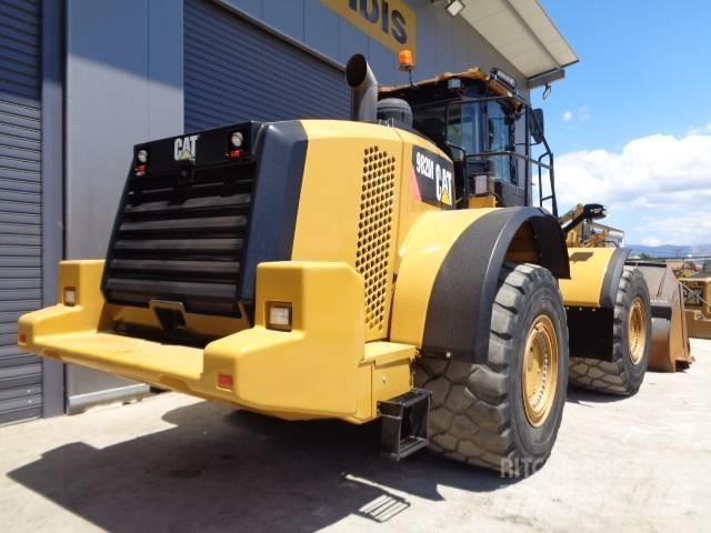 CAT 982 M Chargeuse sur pneus