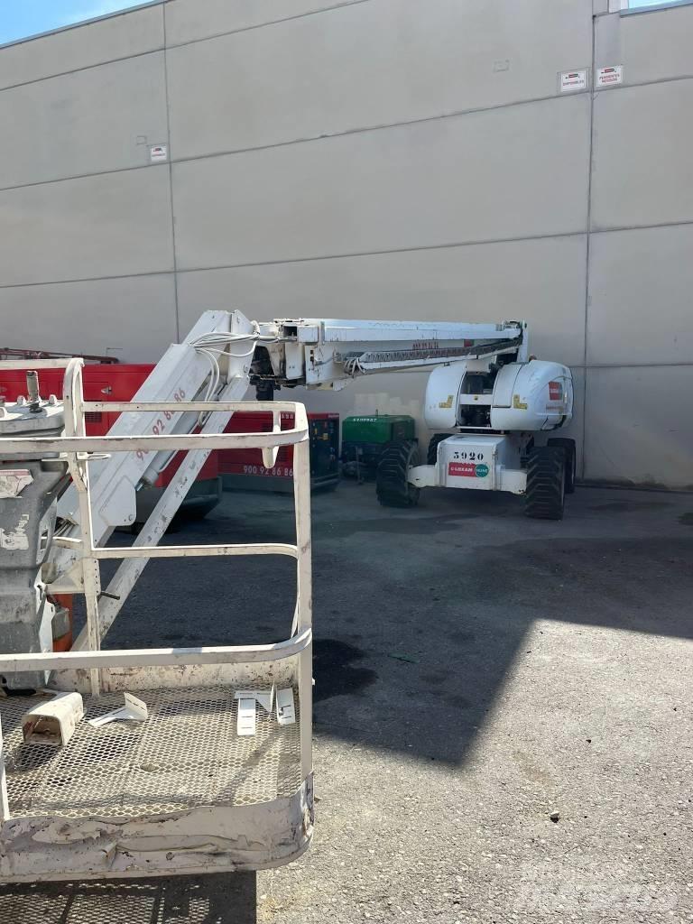 JLG 860 SJ Nacelles télescopiques