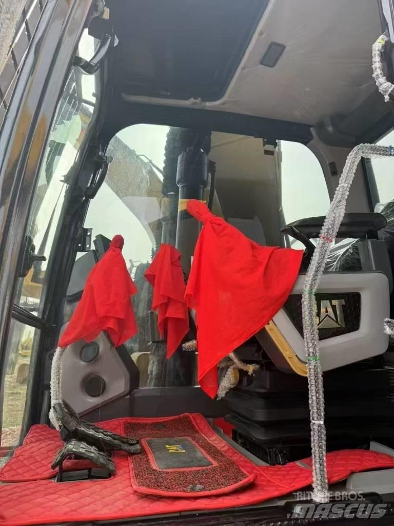 CAT 320GC Pelle sur chenilles