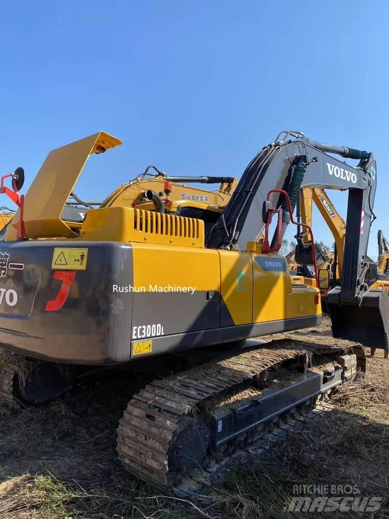 Volvo EC 300 D L Pelle sur chenilles
