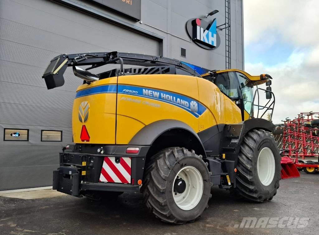 New Holland FR 920 Ensileuse automotrice
