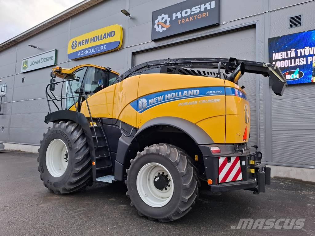 New Holland FR 920 Ensileuse automotrice