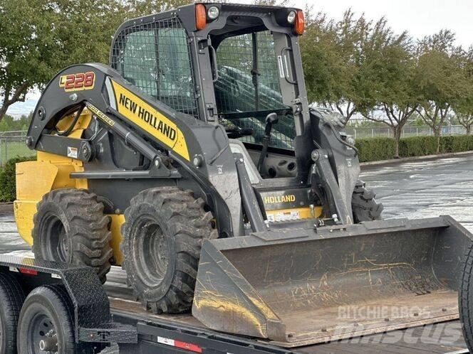 New Holland L 228 Chargeuse compacte
