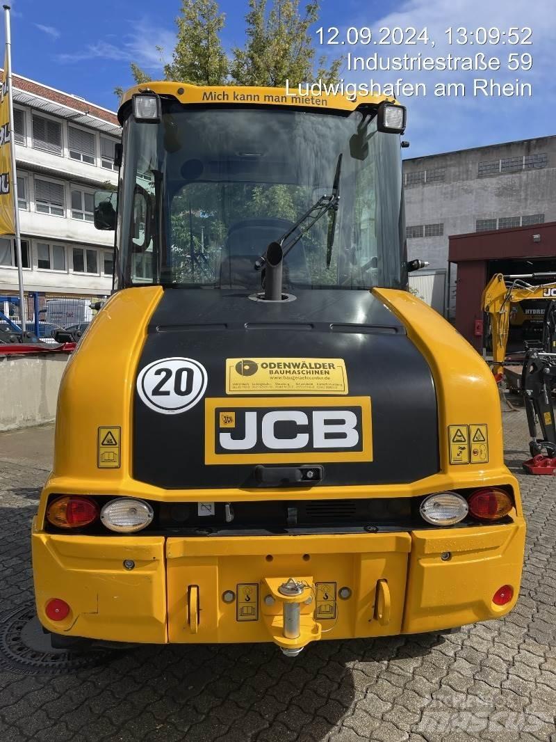 JCB 407 Chargeuse sur pneus