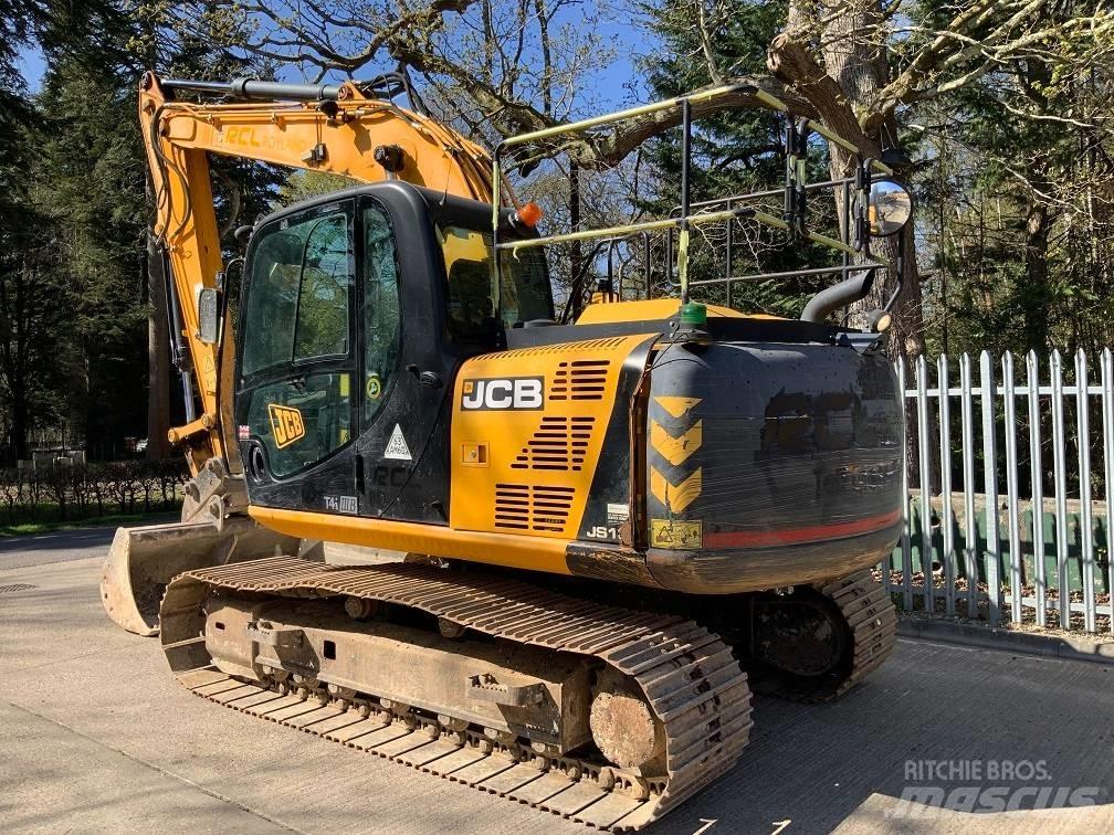 JCB JS 130 LC Pelle sur chenilles