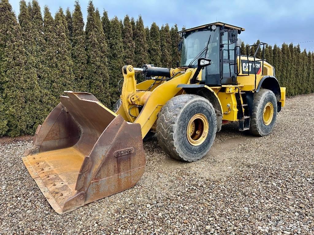CAT 972 M Chargeuse sur pneus