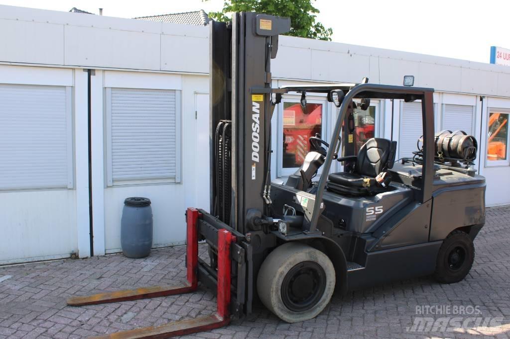 Doosan G 55 C-7 Chariots GPL
