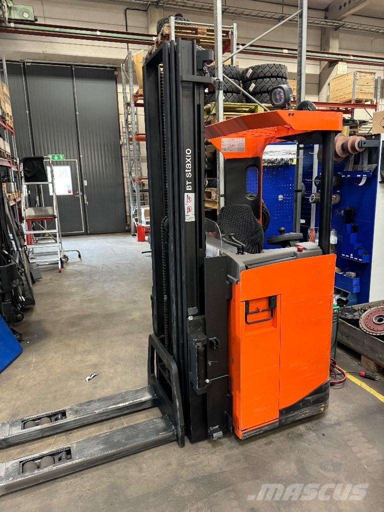 Toyota SRE135L Gerbeurs Automoteurs