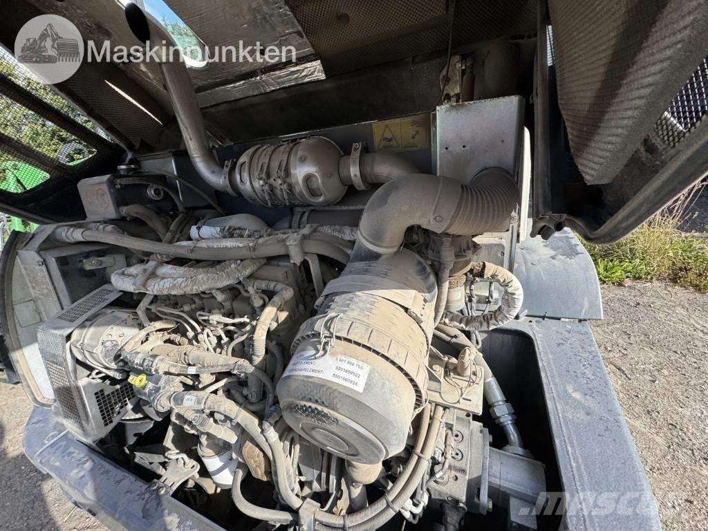 Schaeff TL 80 Chargeuse sur pneus
