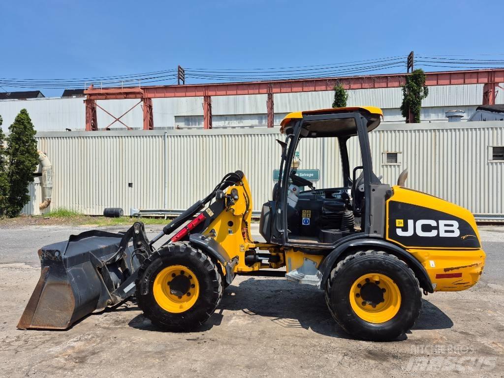 JCB 406 B Chargeuse sur pneus