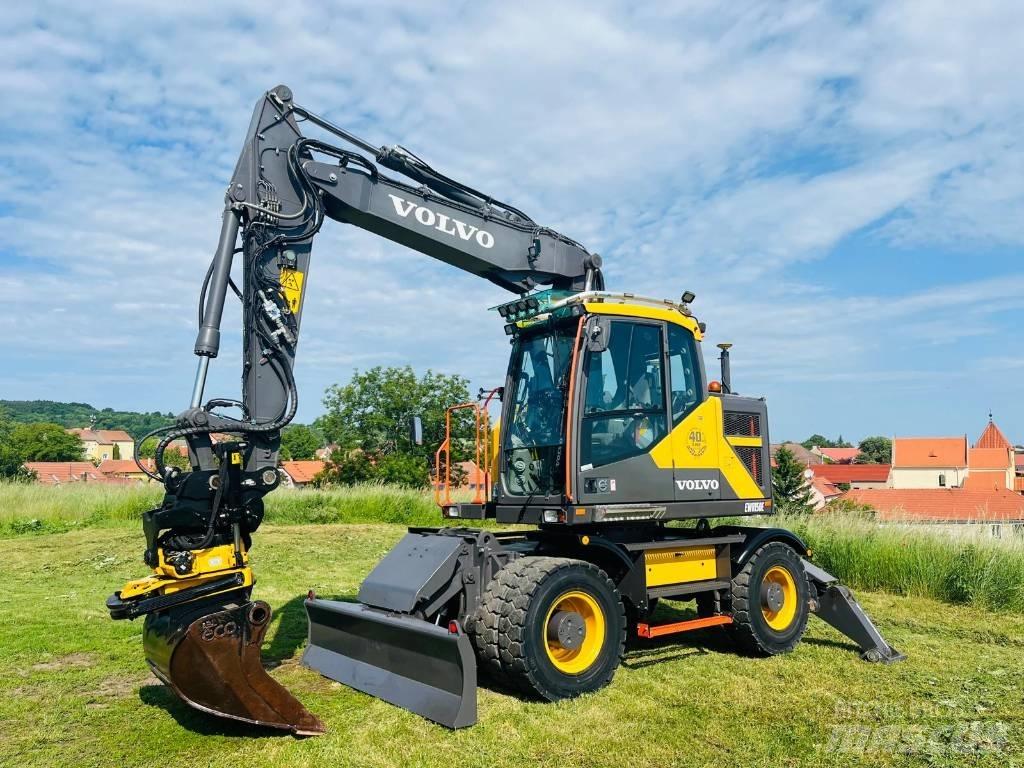 Volvo EWR 150 E Pelle sur pneus