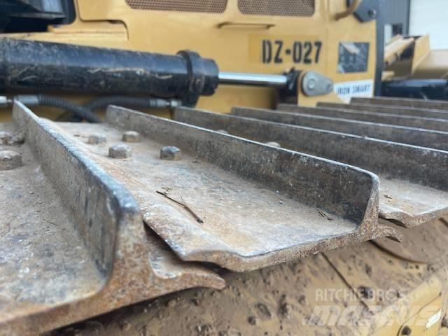CAT D 5 K 2 LGP Bouteurs sur chenilles
