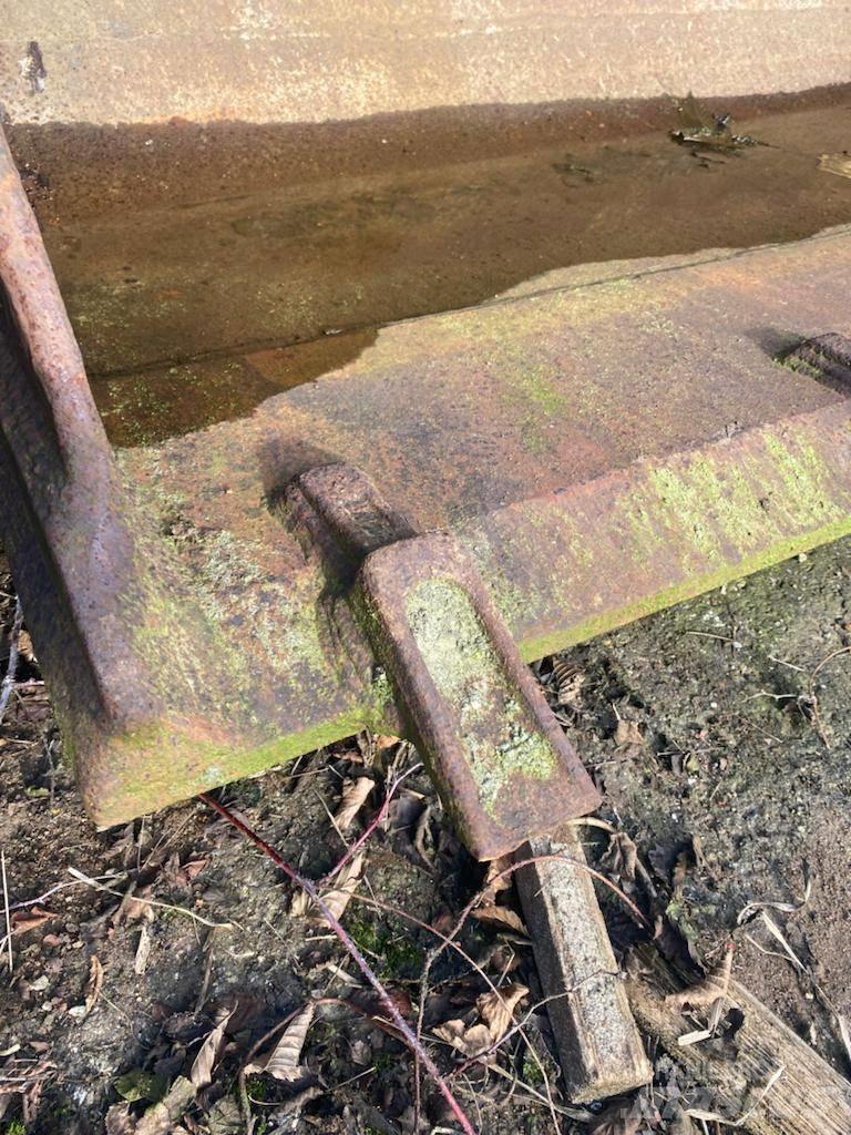 CAT 953 Godet