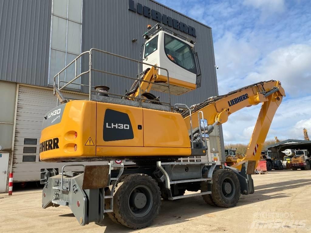 Liebherr LH 30 M Pelle à déchets